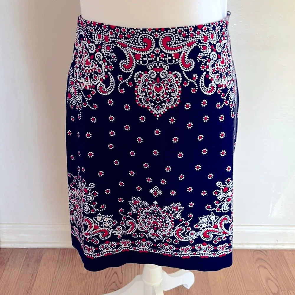 Talbots red, white and navy blue print pencil skirt. Paisley. - Picture 1 of 9